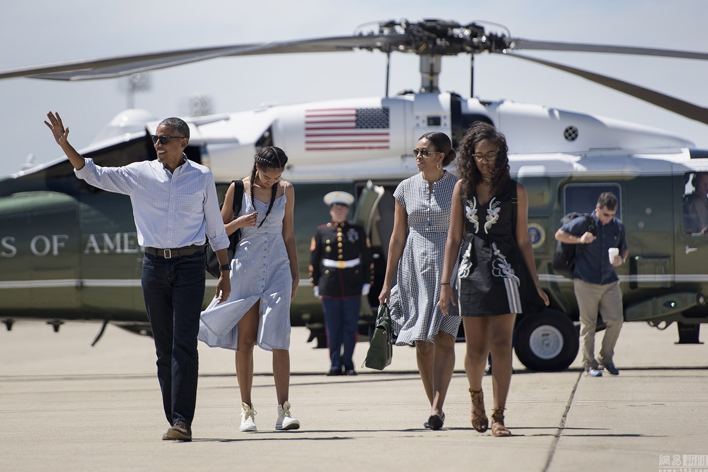 Barack Obama : son portrait de famille avec sa femme Michelle et ses ...