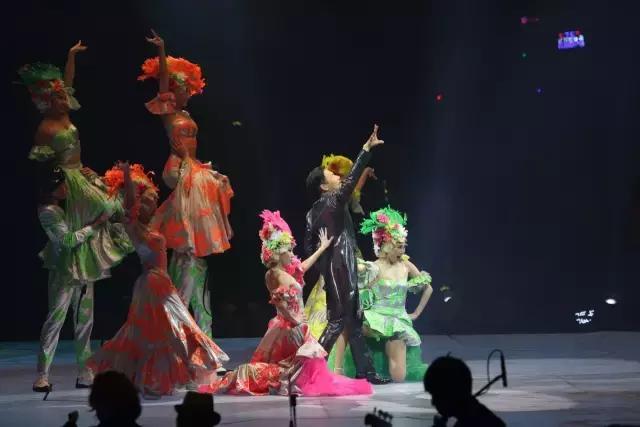 致敬&ldquo;经典&rdquo;！3个小时的张学友武汉演唱会，看这条就够了！