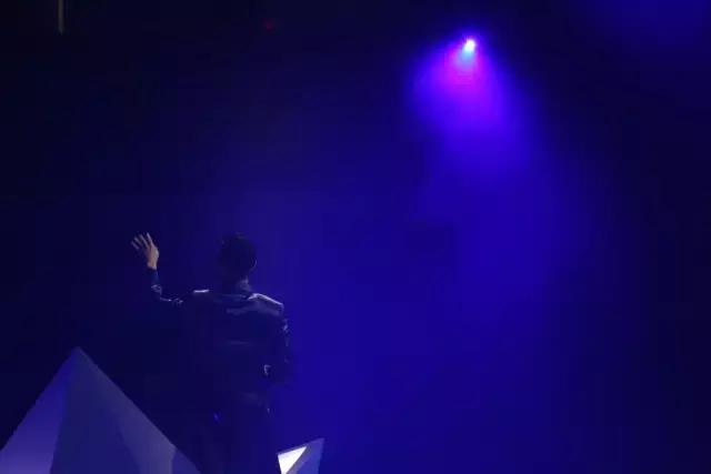 致敬&ldquo;经典&rdquo;！3个小时的张学友武汉演唱会，看这条就够了！