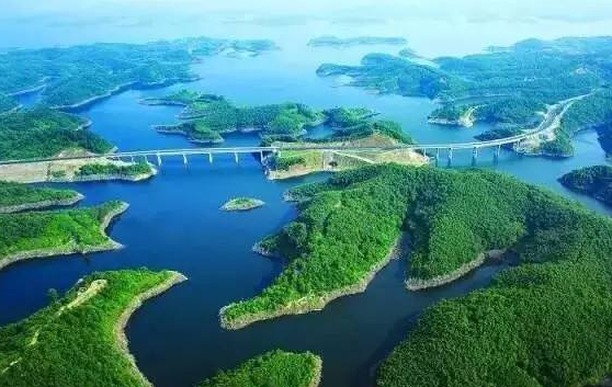 打造河湖长制