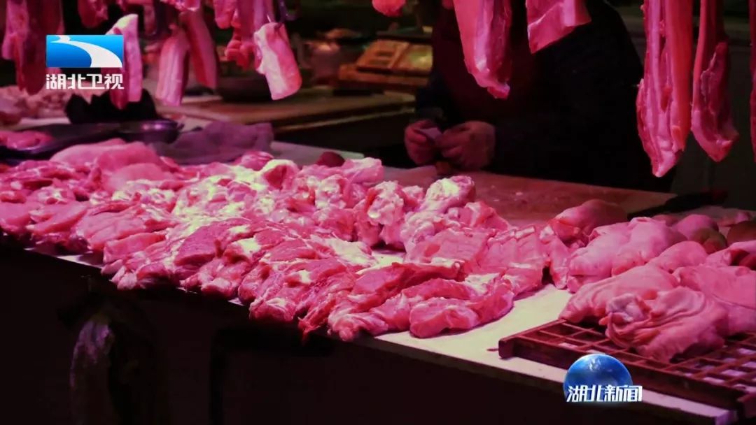 预计"两节"期间活猪出栏量可达860万头,全省将有70万吨猪肉产量,再加