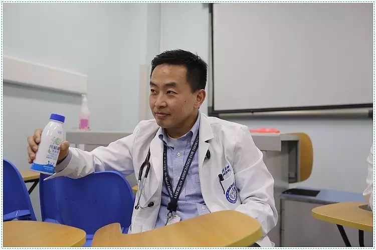 奥利奥小妹妹临走前给世界留下一片光明