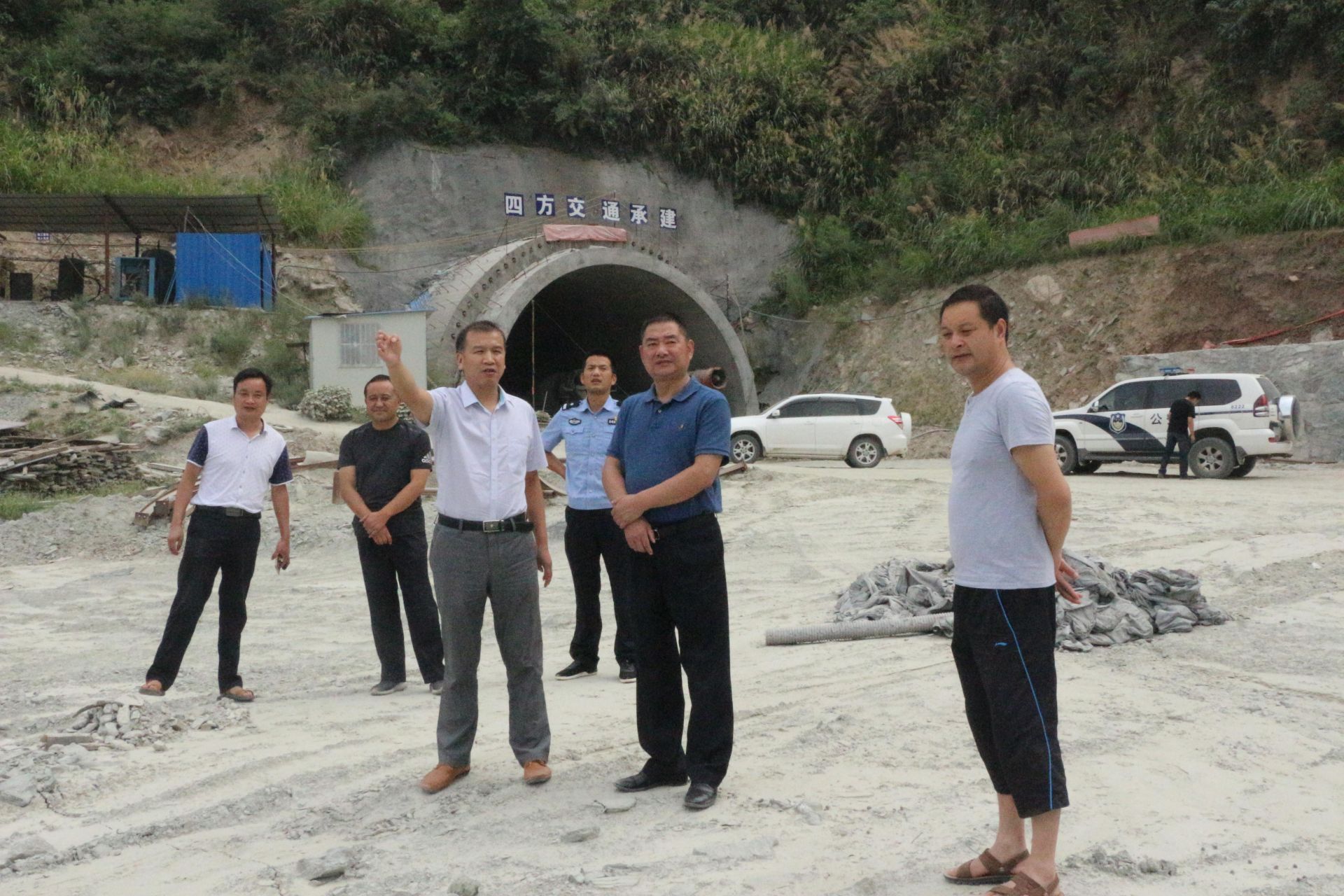 副县长公安局长柯正洪到姚坪乡开展安全大检查工作