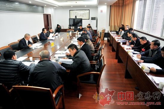 【两会进行时】县十八届人大一次会议代表进行分组讨论（一）