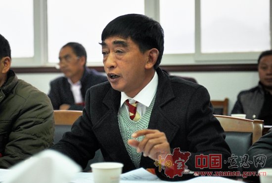 【两会进行时】县十八届人大一次会议代表进行分组讨论（一）