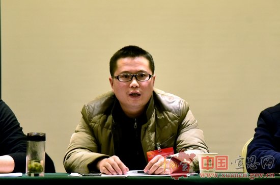 【两会进行时】县政协九届一次会议开展分组讨论（二）