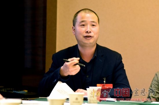 【两会进行时】县政协九届一次会议开展分组讨论（二）