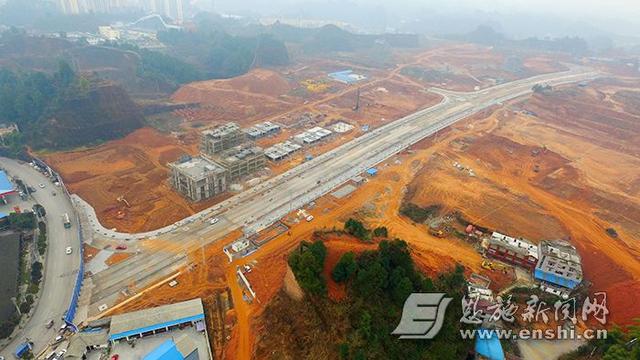 恩施州城人民路西段道路施工 工程进展顺利(图)