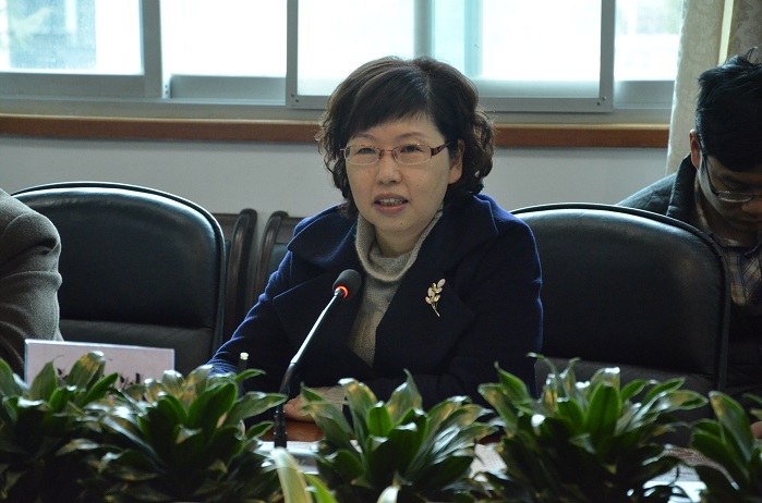 州政协副主席、州商务局局长刘晓冰在会上讲话