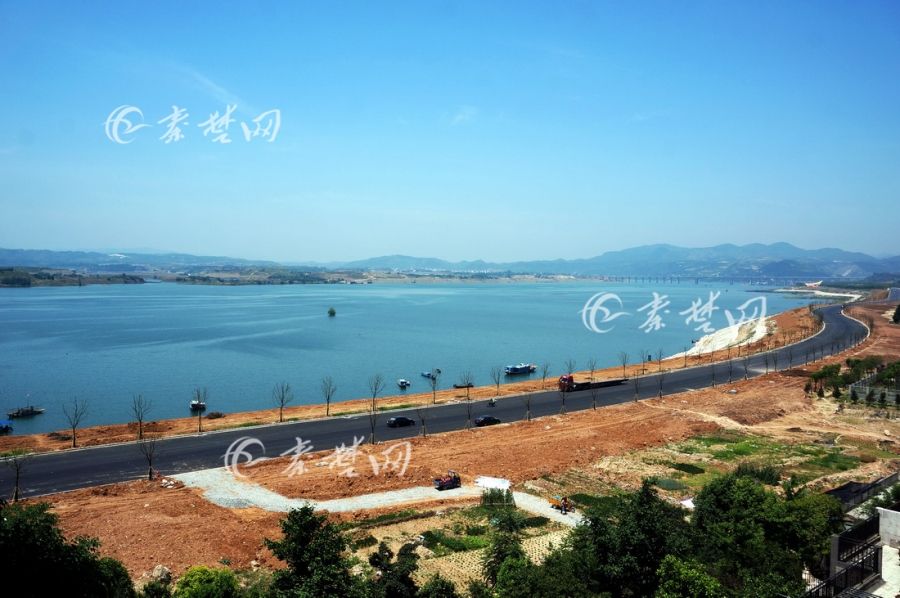 郧阳区景观大道贯通 汉江两岸美如画