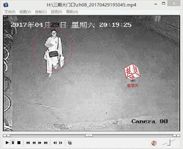湖大女大学生已失联8日，项雪瑶！同学们等你回来参加毕业典礼！