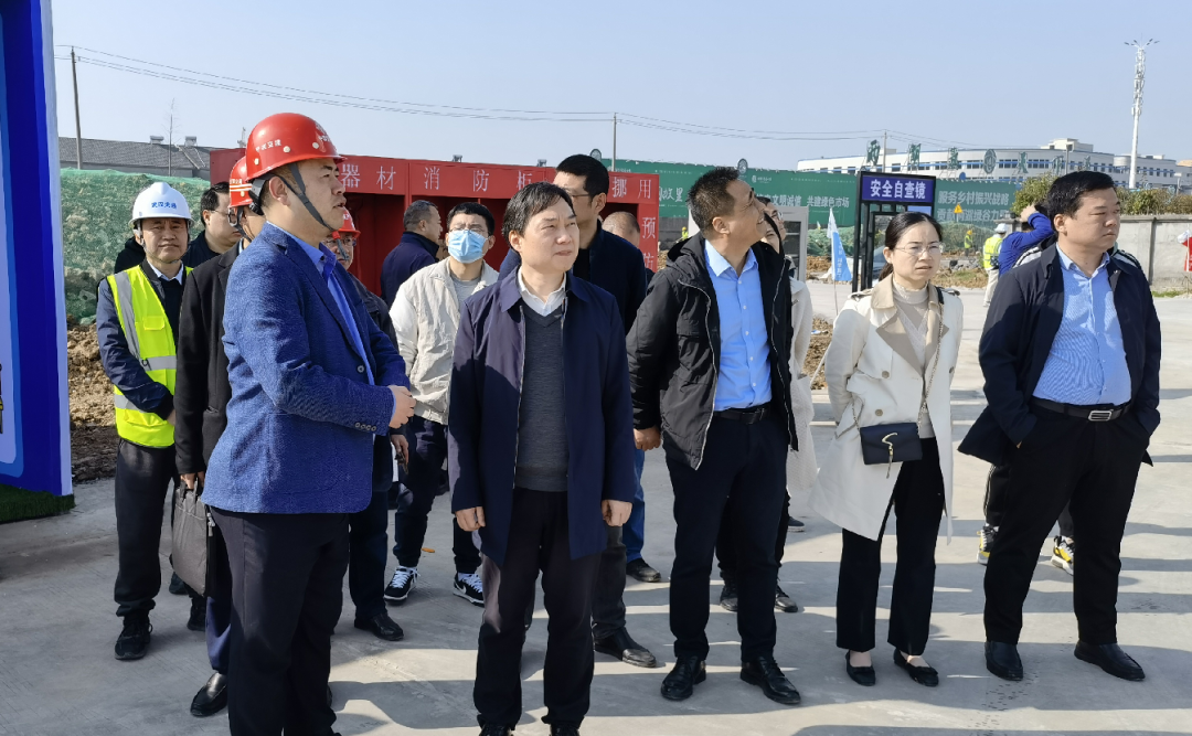 李平带队现场调度荆州高新区重点项目建设进度