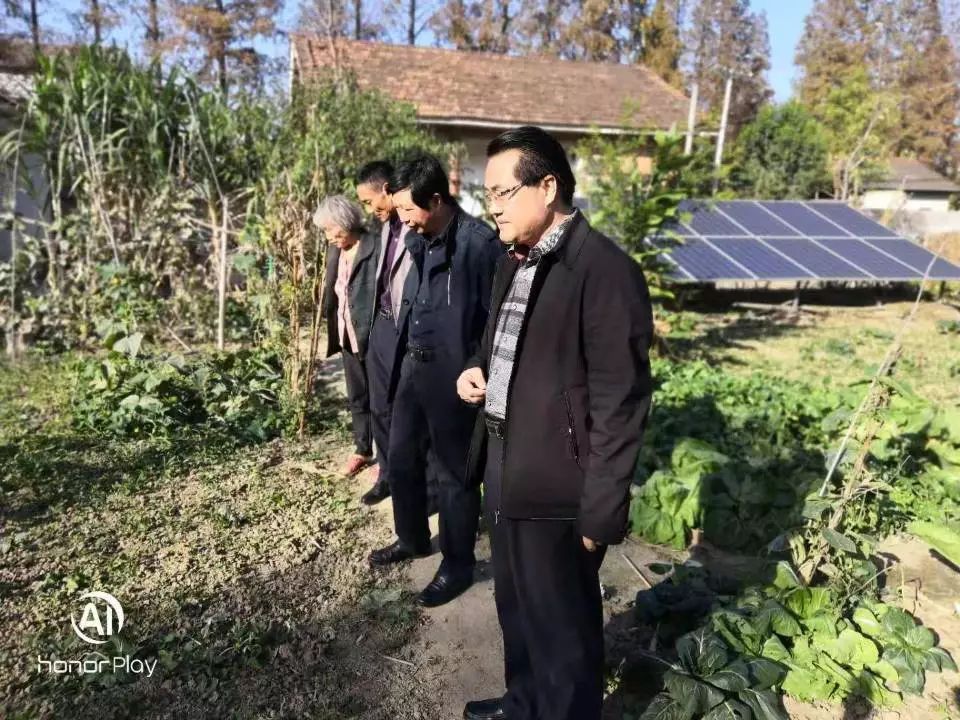 专门到结对帮扶村钟祥市柴湖镇从省委党校学习返程市经信委主任刘德舜