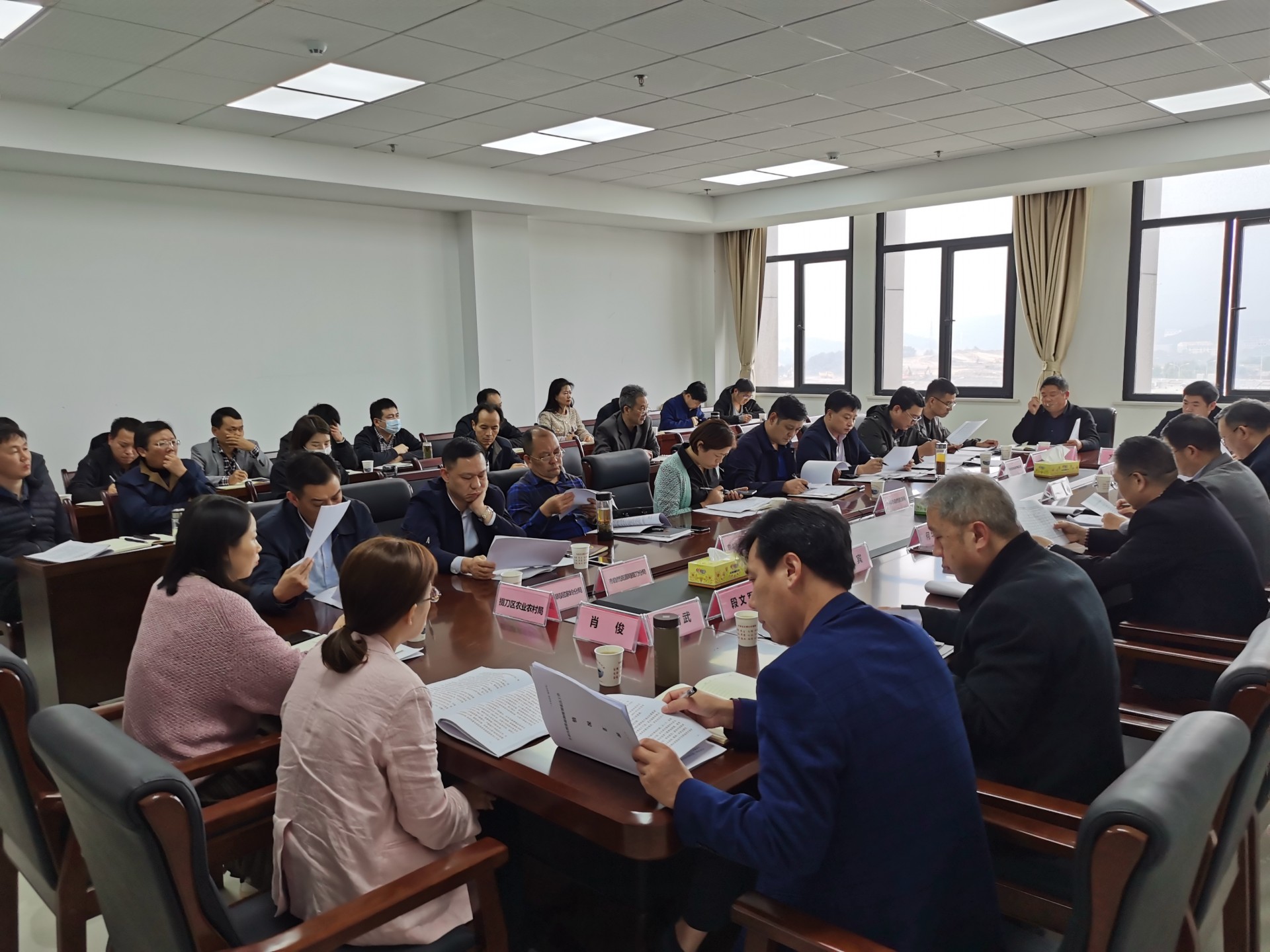 局长崔宏国强调,全市自然资源和规划系统各单位和干部职工要准确把握