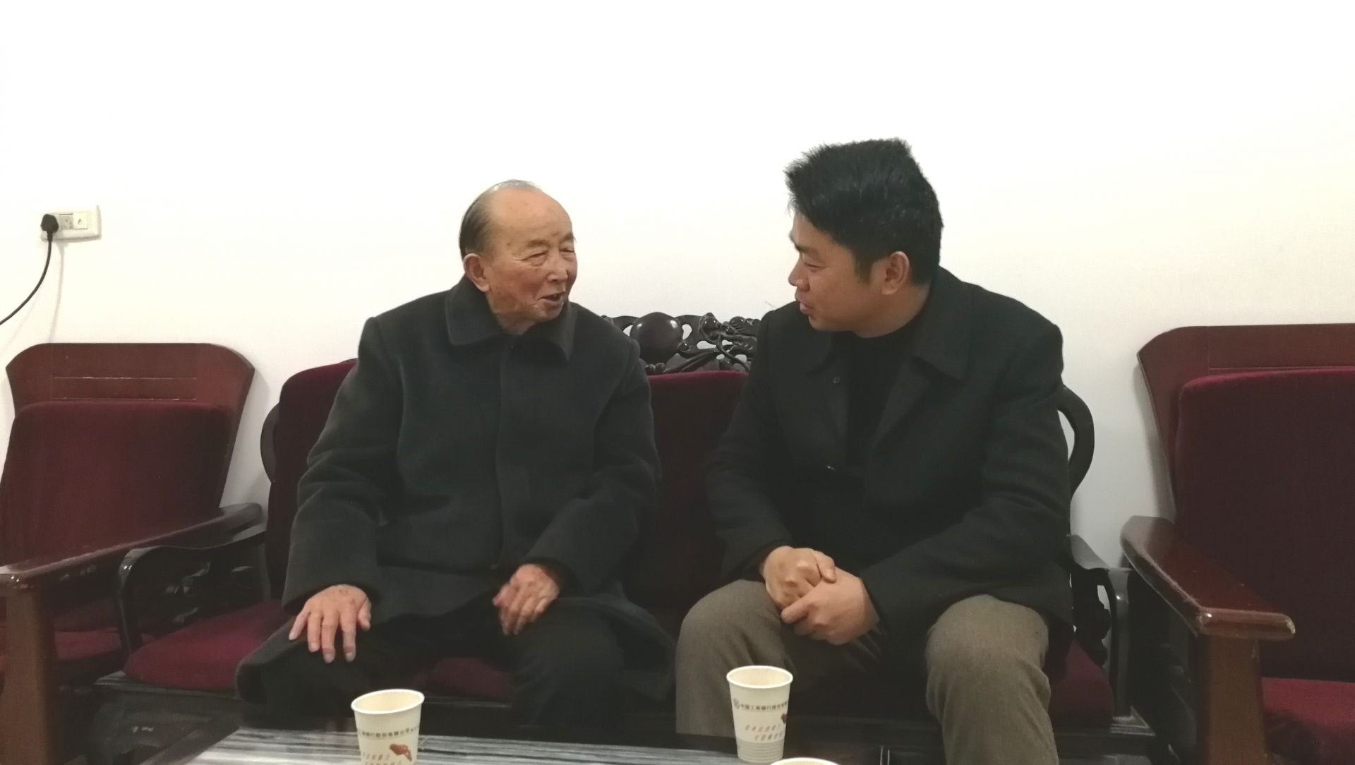 左高峰看望慰问荆楚楷模陈彦珍_云上大冶