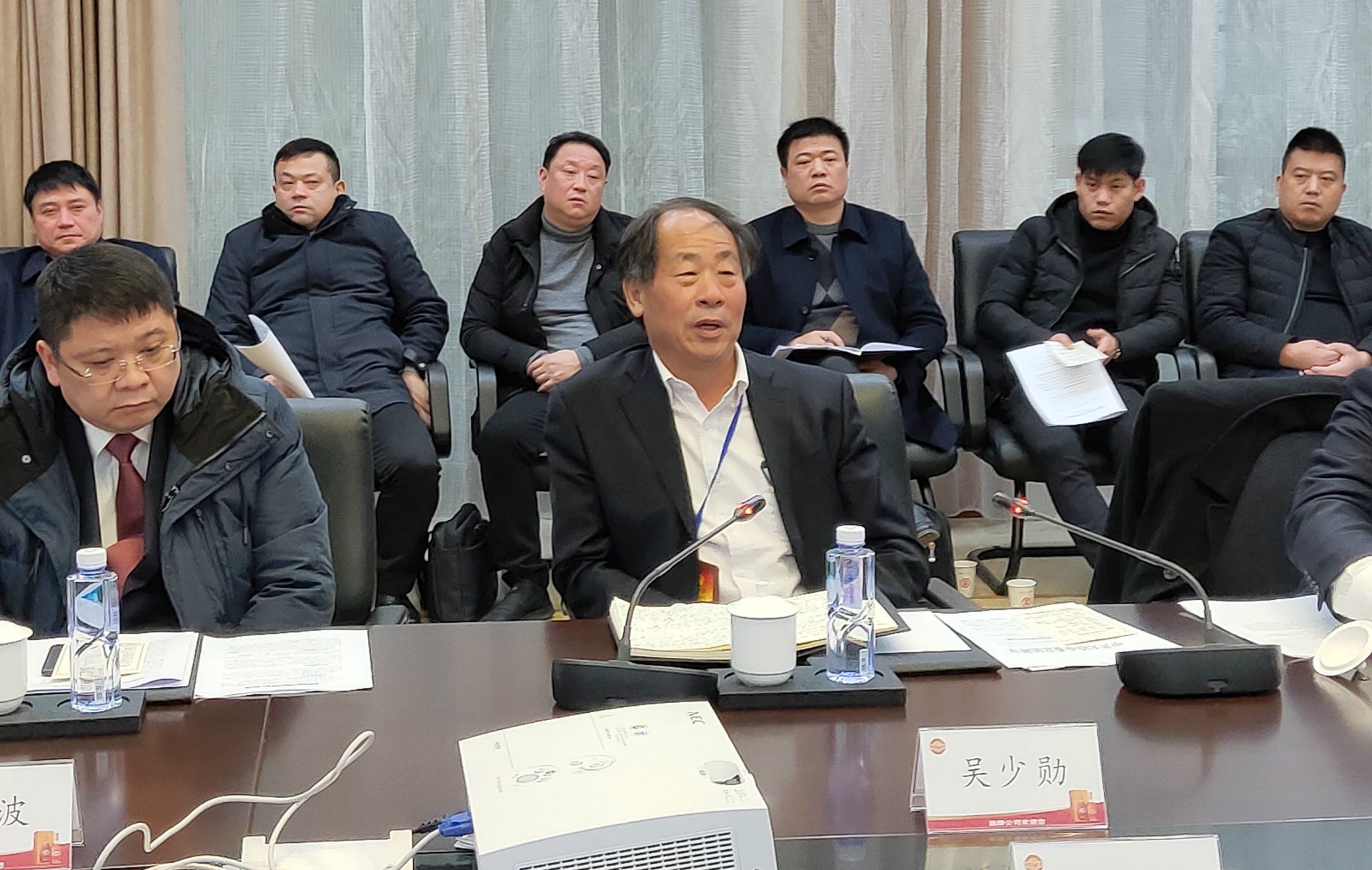 我市召开支持劲牌发展座谈会