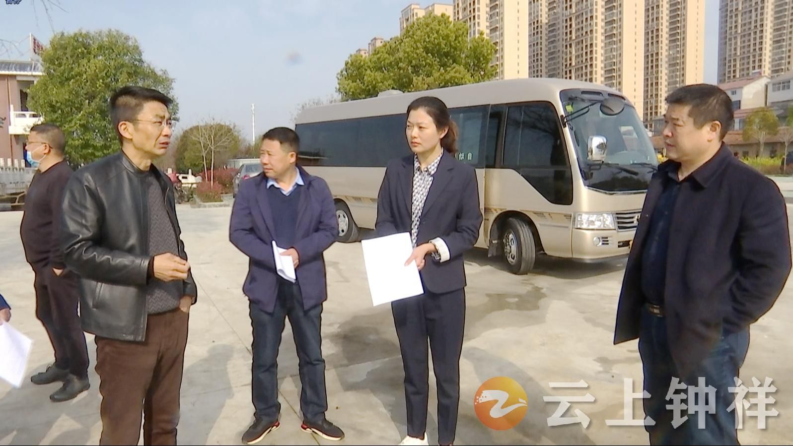 王琴到镜月湖开展巡湖工作_云上钟祥