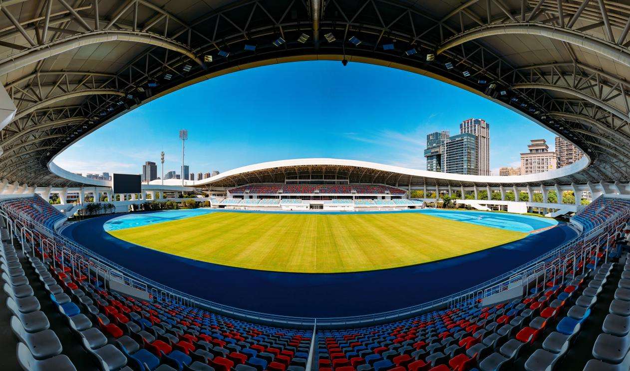 热点关注杭州亚运会首批改扩建场馆临平体育中心正式启用
