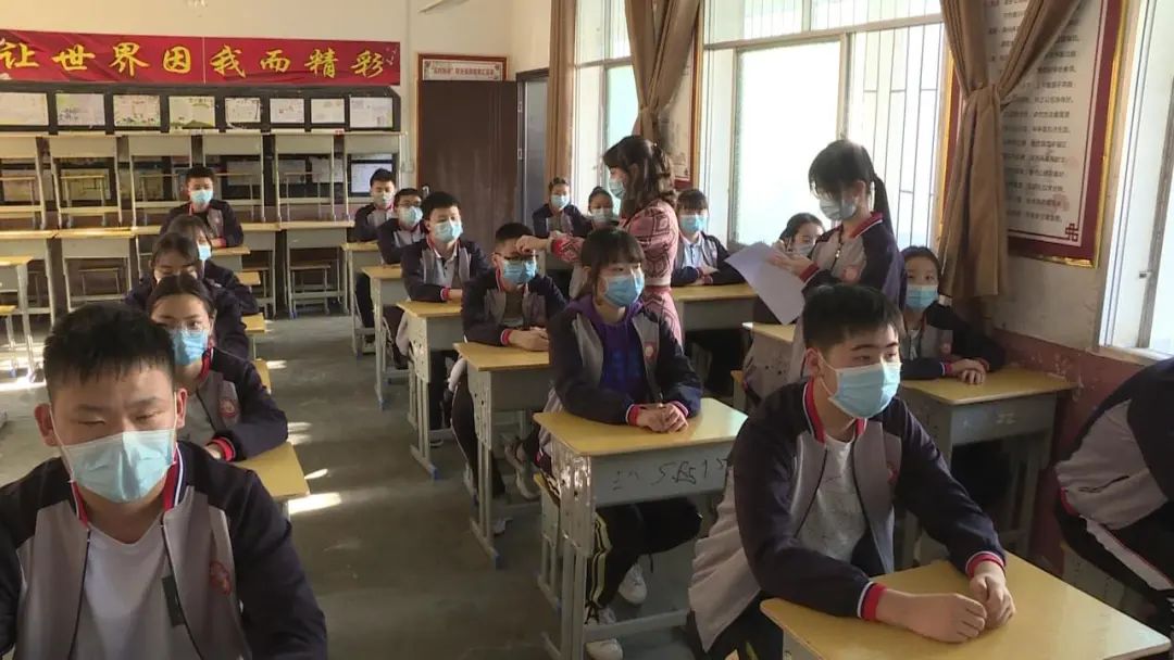 熊绎中学复学演练全流程展示规范返校就餐上课
