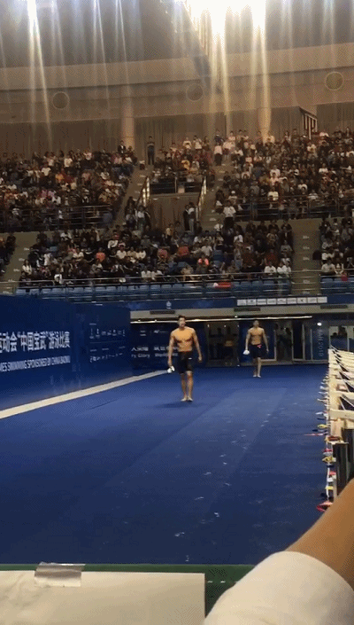 400_705 竖版 竖屏