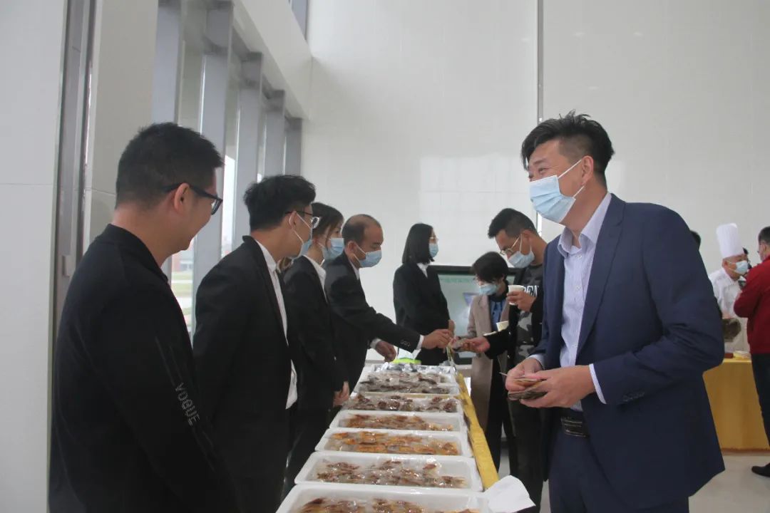 襄阳好风日扬帆正当时2021良品铺子供应商大会暨襄阳农产品加工产业