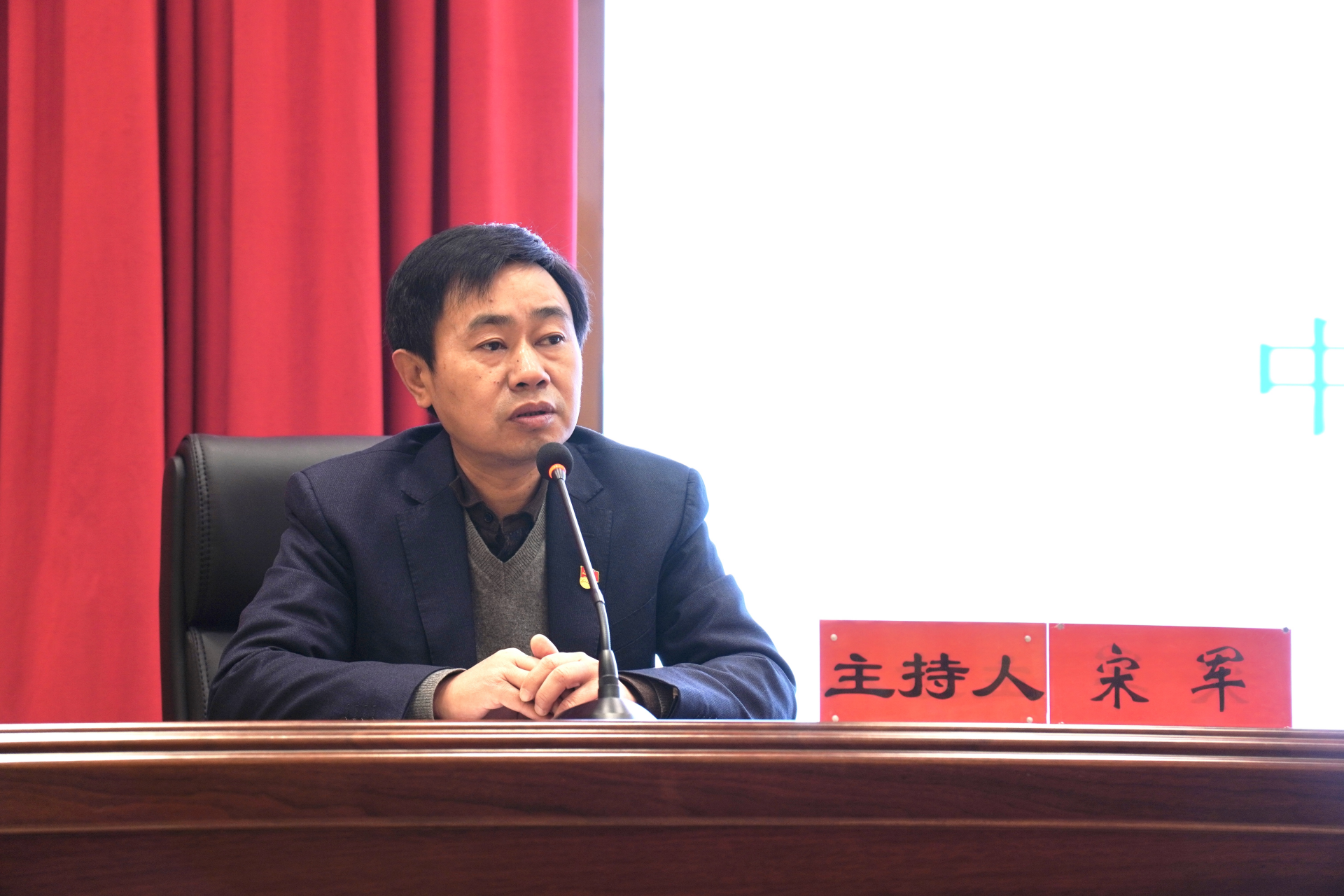 (未经许可 不得转载)来源:襄阳广播电视台经济生活频道记者:朱振羽