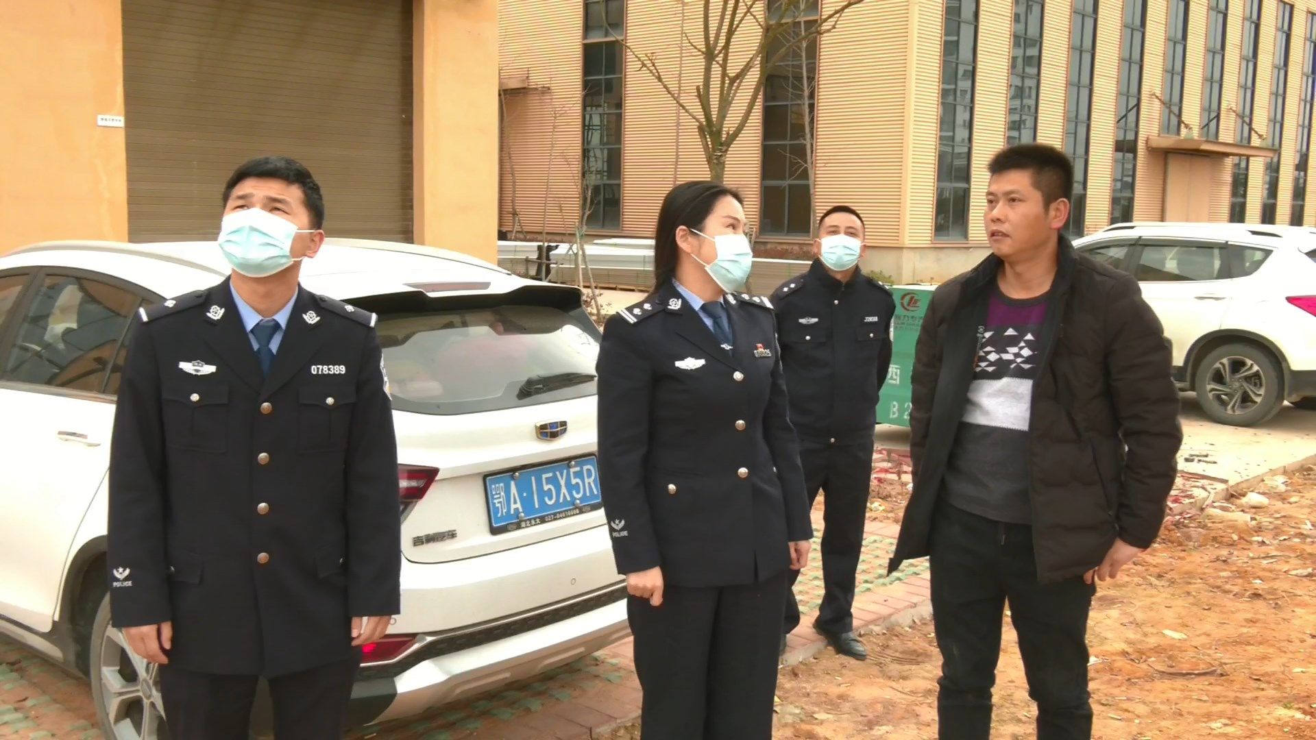视频丨胡丽霞柔肩担重任绽放最美警花