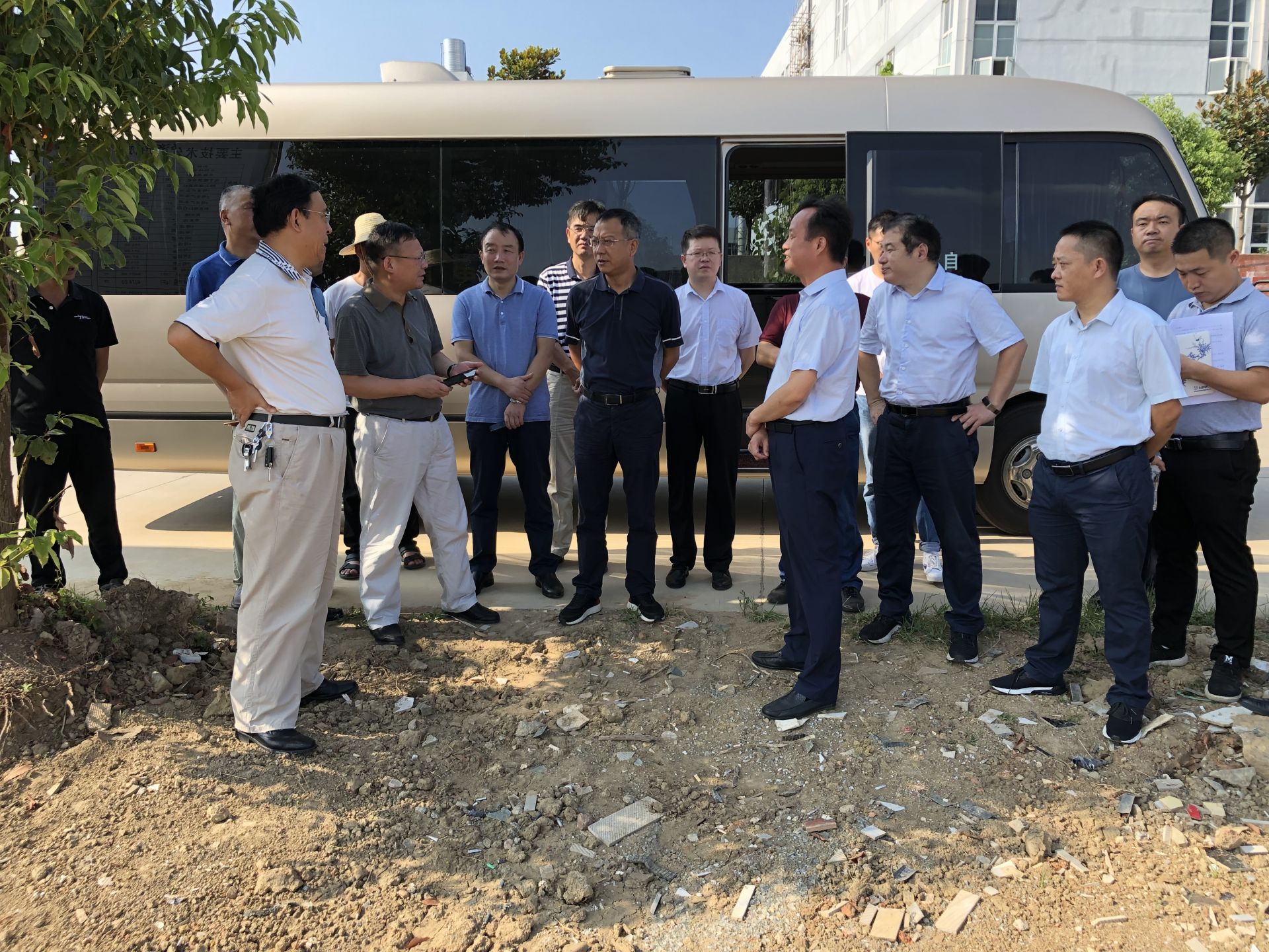 胡斌专题调研全成信电子项目