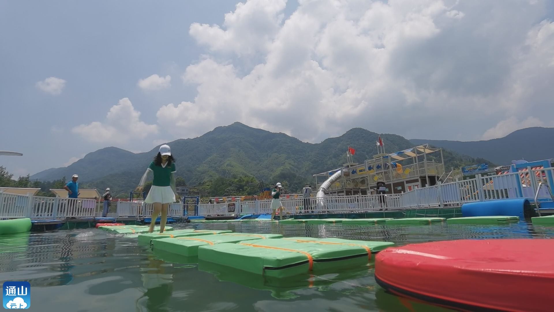 将会带动越来越多的上岸渔民就业,实现通山县农旅融合,推动全域旅游