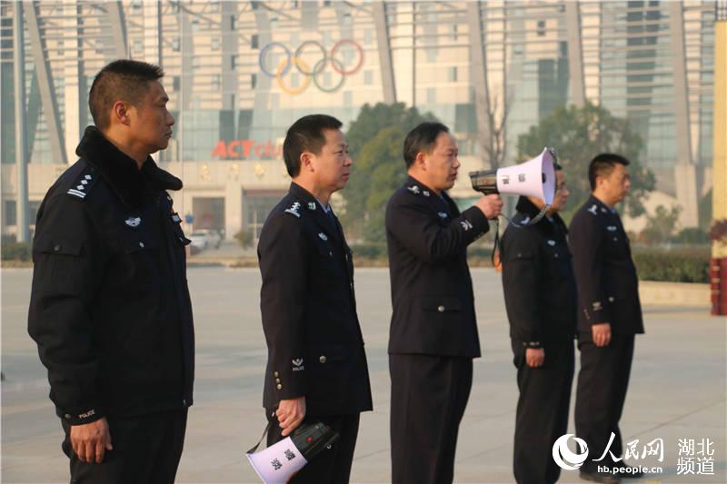 打破警种壁垒探索防控新模式 天门开展城区治安“大防控”