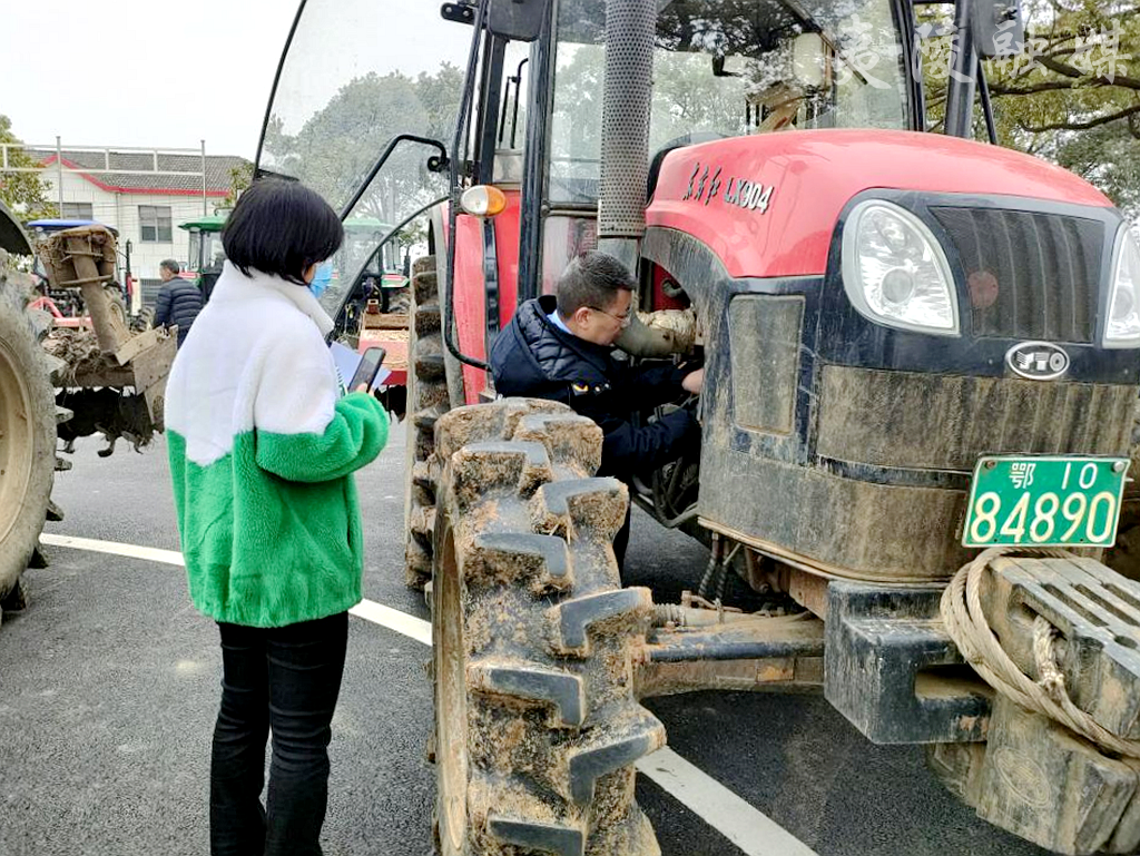 鸦鹊岭：抢抓农时蓄内力 春耕备耕正当时