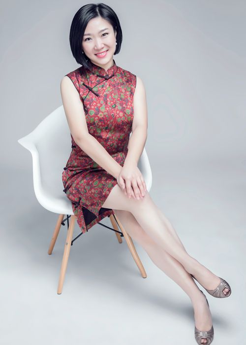 927主持人——文琦文琦,财经节目主持人,2019年起主持财经节目《芝麻