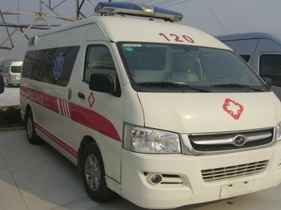 救护车不载病人改行拉货引质疑