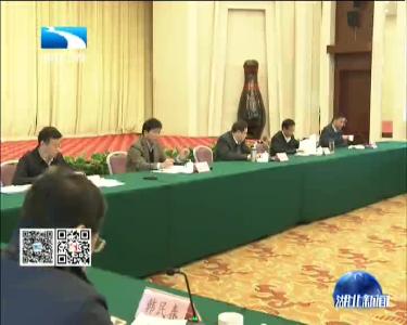 省委第五次“双月座谈会”强调 推动产业优化升级迈向中高端