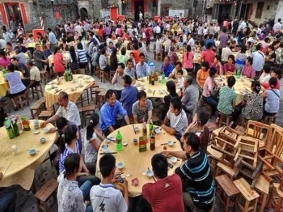 团年饭监督检查,农村聚餐超50人需申报!