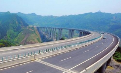 2017-12-28 14:22 待全线通车后,武汉南下只有京港澳一条高速公路的