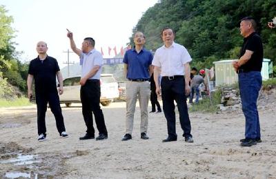 高明哲开展巡河巡林活动