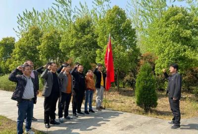 市城乡环卫局：追寻先烈足迹 传承红色精神