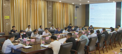 陈风主持召开招商引资拟签约项目审核会