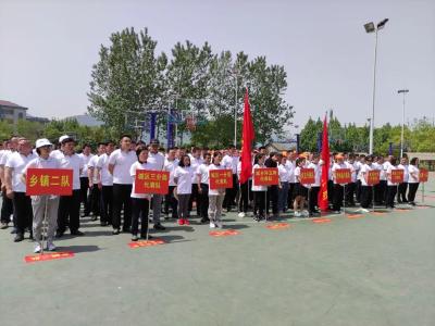 挥洒澎拜激情 绽放执法风采——市综合行政执法局举办“庆五一、迎五四”职工运动会