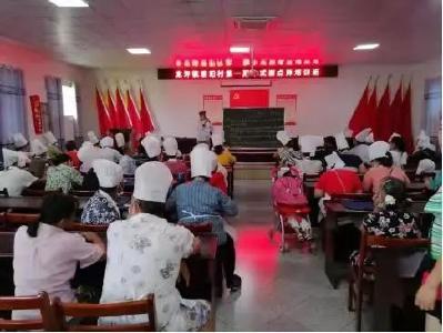 市人社局 新式培训进乡村 实用技能助就业
