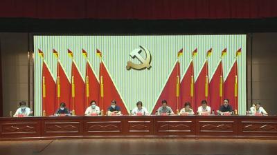 全市城区黑臭水体暨环境卫生整治“百日攻坚”行动动员会发出总攻令： 上下同心 背水一战 真抓实干 合力攻坚  坚决打赢城区黑臭水体和环境卫生整治攻坚战