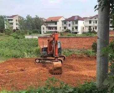 市综合行政执法局快速制止一起非法买卖土地行为