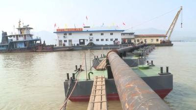 宁泉水厂新取水趸船投入运行