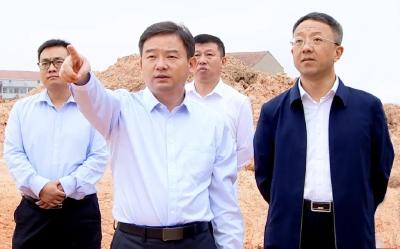 胡昊调研督导黄黄高铁武穴北站站前广场及站房建设