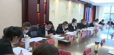 武穴市第九次党代会各代表团开展分组讨论