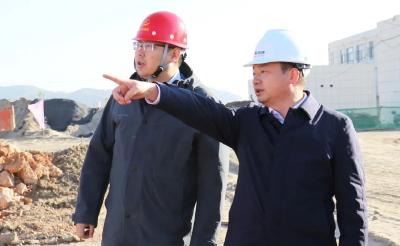 胡昊深入现场调研，促进项目建设“加速跑”