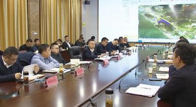 全市经济运行、项目调度和土地要素保障专题会议召开
