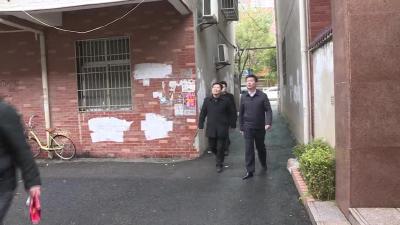 王光华、叶国庆走访慰问部分老干部及军休干部