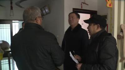 夏志军春节前看望慰问离退休老干部、困难群众